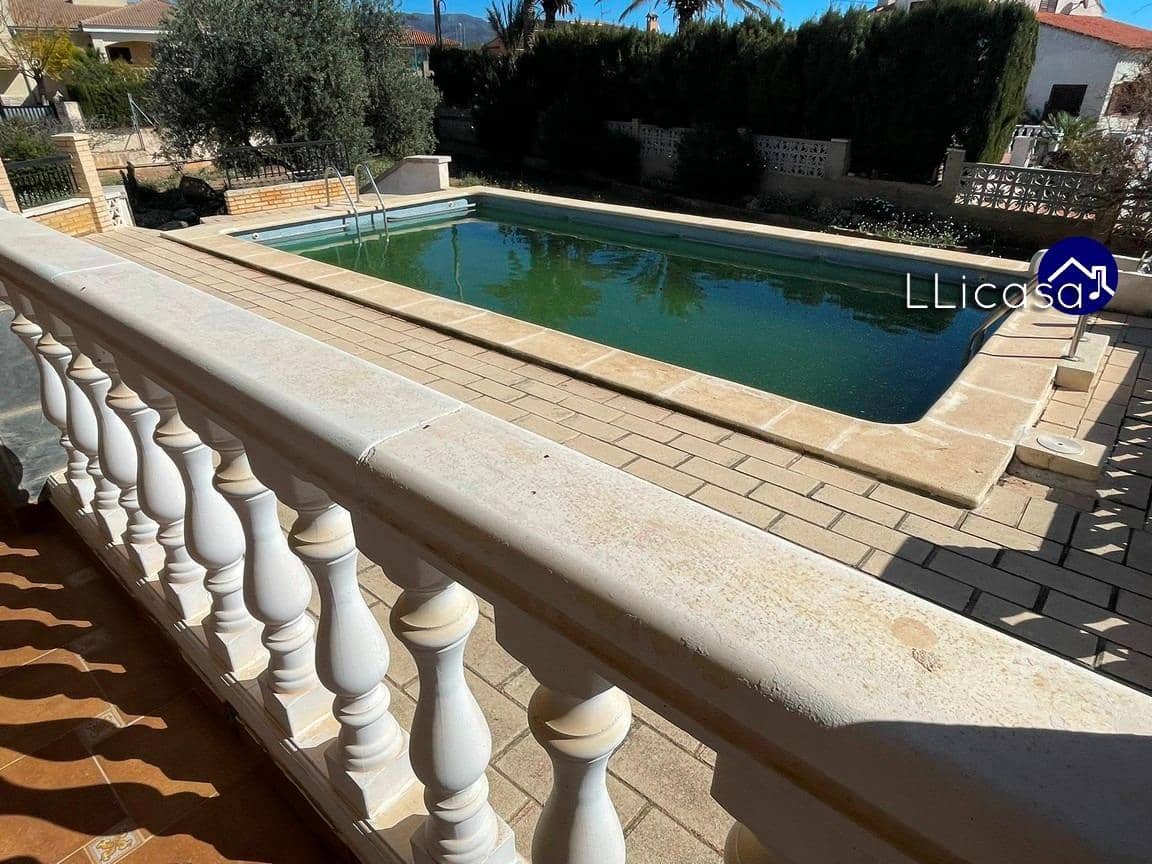 3 soveværelse Villa til salg i La Pobla de Vallbona med swimmingpool - € 349.900 (Ref: 8879821)