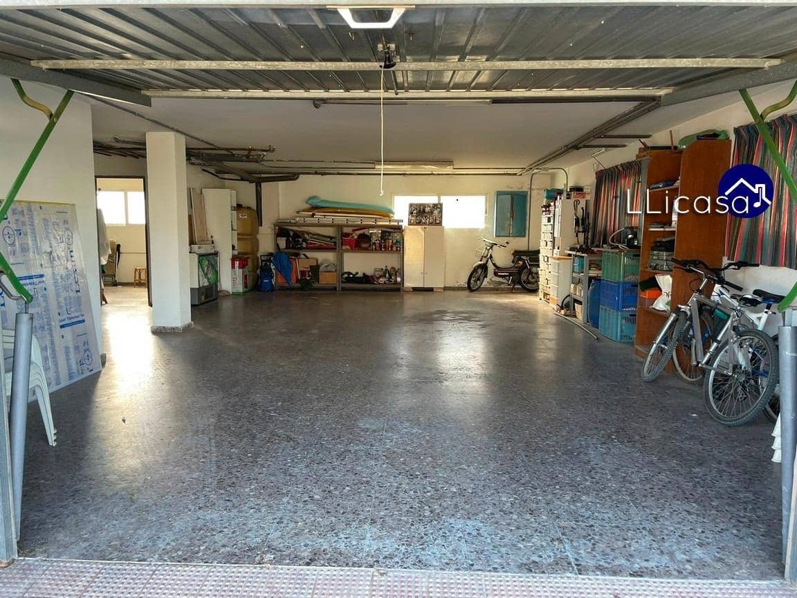 3 soveværelse Villa til salg i La Pobla de Vallbona med swimmingpool - € 349.900 (Ref: 8879821)