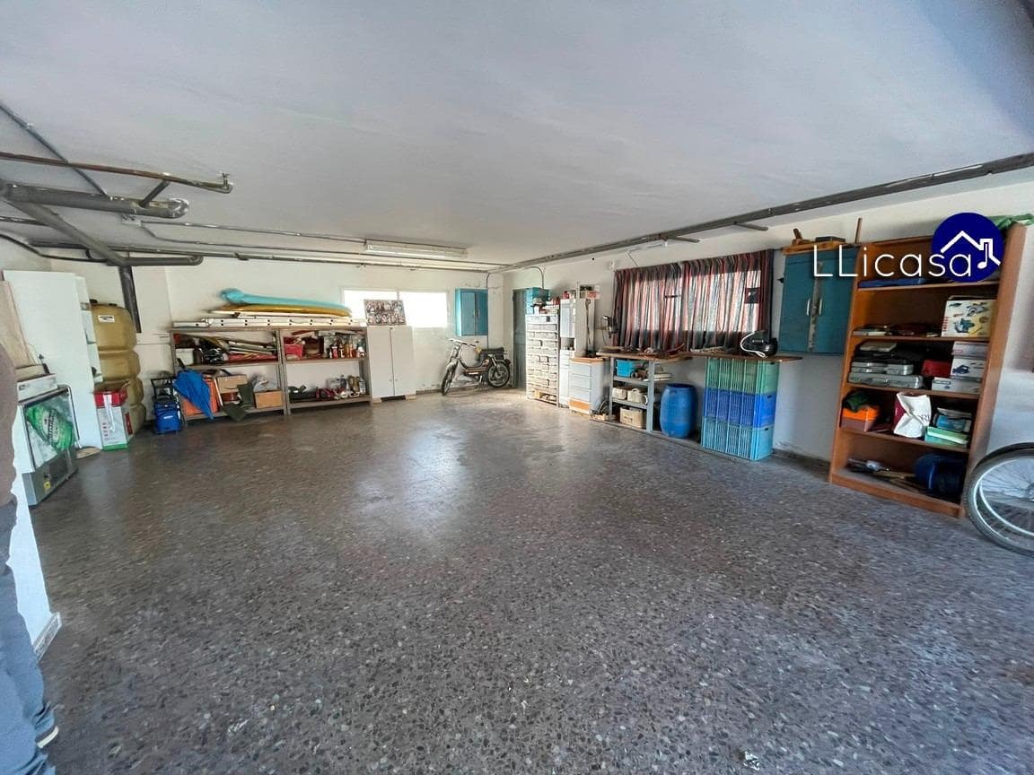 3 soveværelse Villa til salg i La Pobla de Vallbona med swimmingpool - € 349.900 (Ref: 8879821)