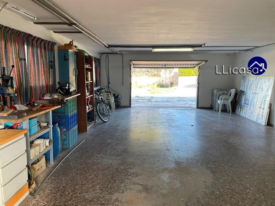 3 soveværelse Villa til salg i La Pobla de Vallbona med swimmingpool - € 349.900 (Ref: 8879821)