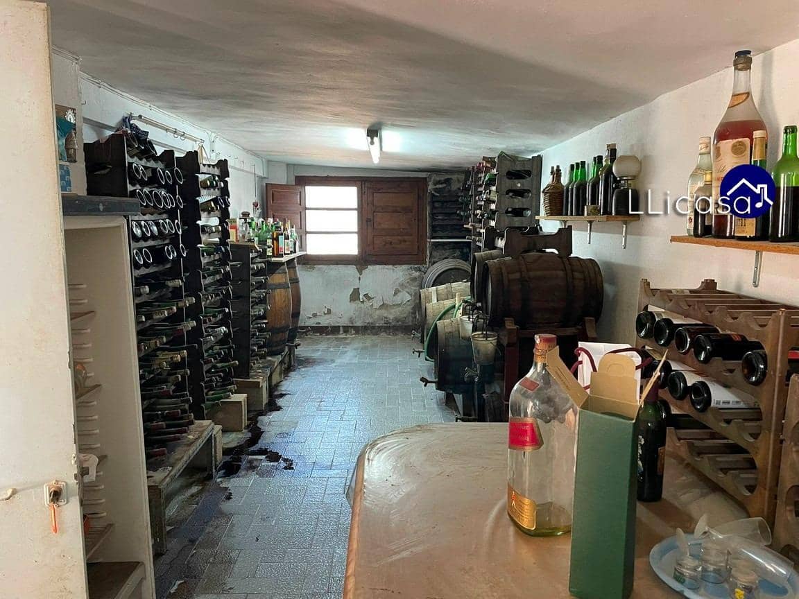 3 soveværelse Villa til salg i La Pobla de Vallbona med swimmingpool - € 349.900 (Ref: 8879821)