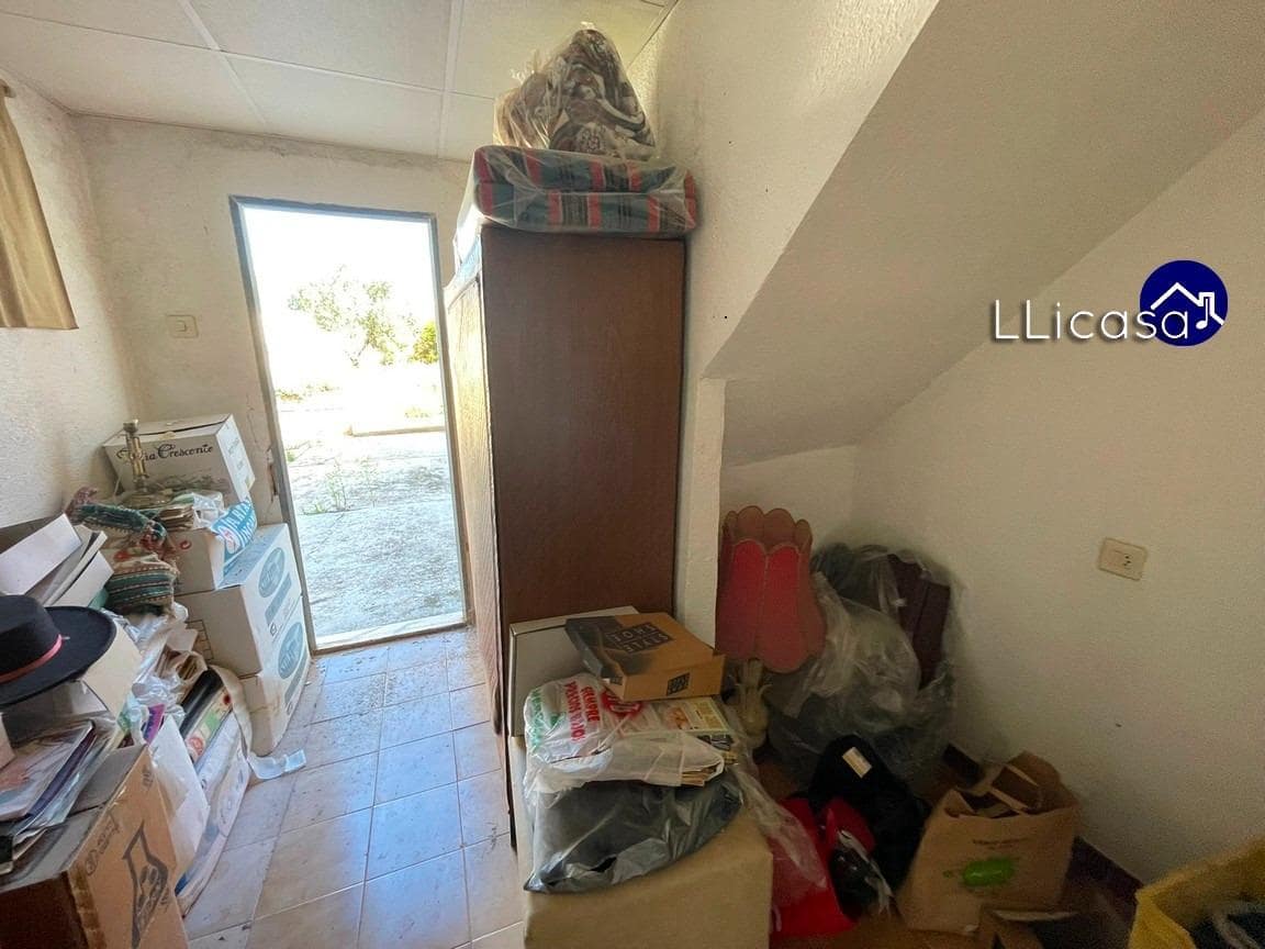 3 soveværelse Villa til salg i La Pobla de Vallbona med swimmingpool - € 349.900 (Ref: 8879821)