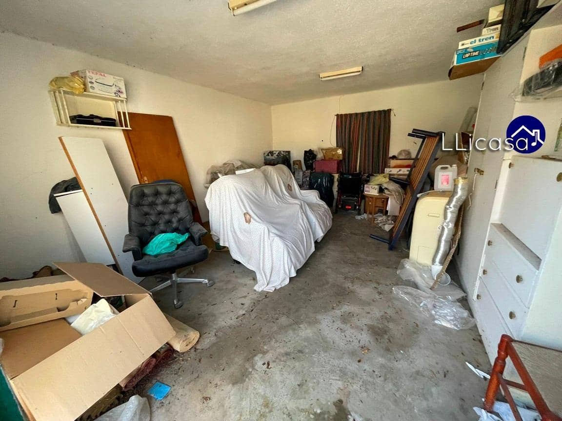 3 soveværelse Villa til salg i La Pobla de Vallbona med swimmingpool - € 349.900 (Ref: 8879821)