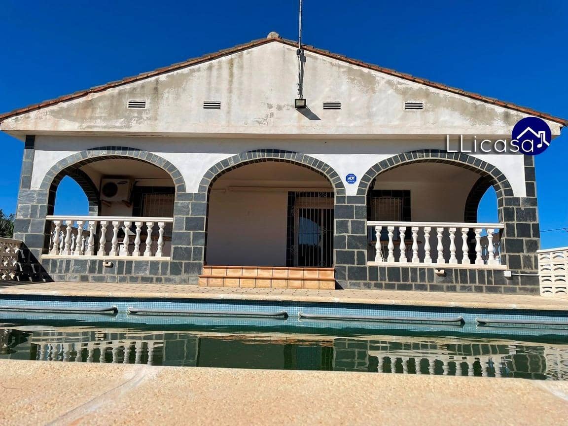 3 soveværelse Villa til salg i La Pobla de Vallbona med swimmingpool - € 349.900 (Ref: 8879821)