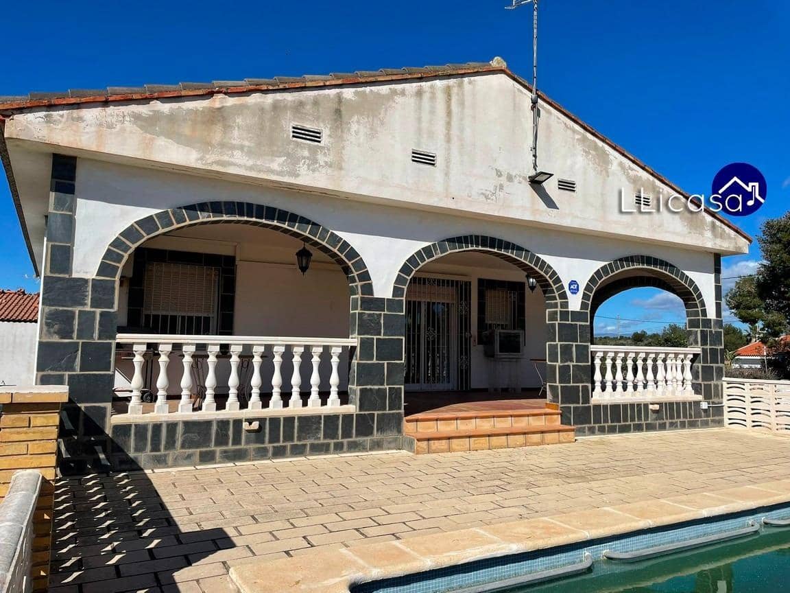 3 soveværelse Villa til salg i La Pobla de Vallbona med swimmingpool - € 349.900 (Ref: 8879821)