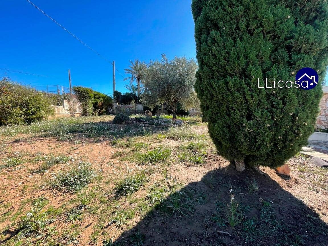 3 soveværelse Villa til salg i La Pobla de Vallbona med swimmingpool - € 349.900 (Ref: 8879821)