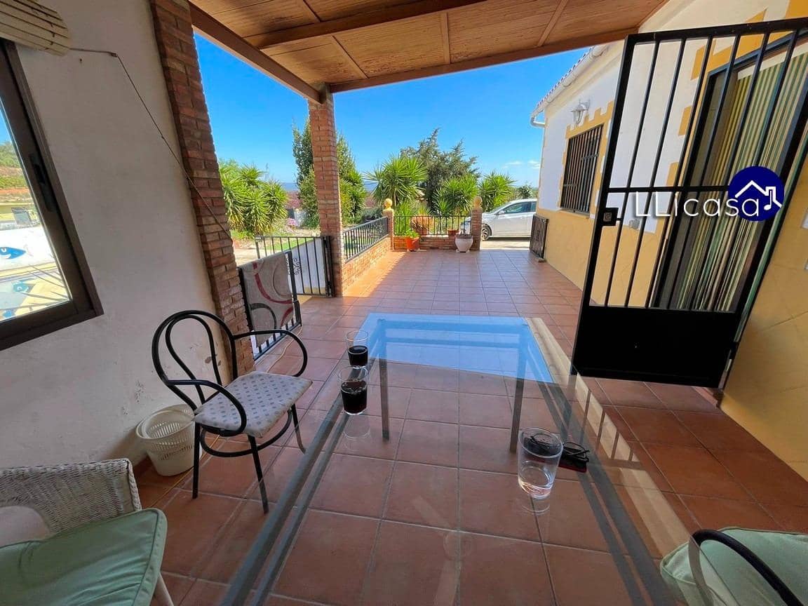 2 soveværelse Villa til salg i Pedralba med garage - € 140.000 (Ref: 8905528)