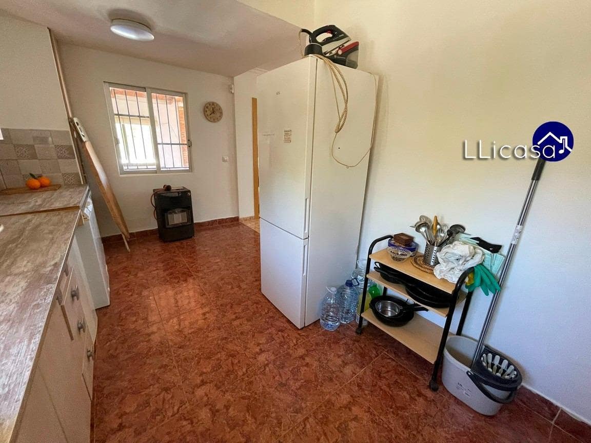 2 soveværelse Villa til salg i Pedralba med garage - € 140.000 (Ref: 8905528)