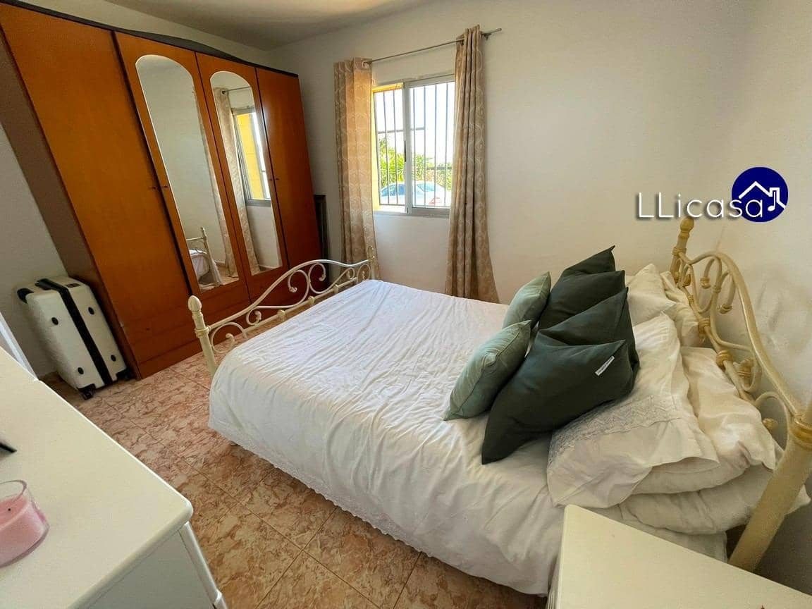 2 soveværelse Villa til salg i Pedralba med garage - € 140.000 (Ref: 8905528)