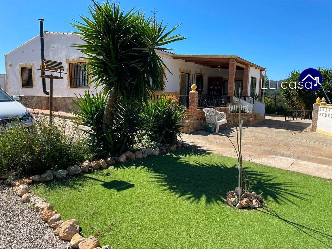 2 soveværelse Villa til salg i Pedralba med garage - € 140.000 (Ref: 8905528)