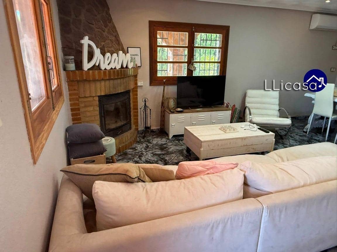 5 soveværelse Villa til salg i Lliria med swimmingpool - € 239.900 (Ref: 9130368)