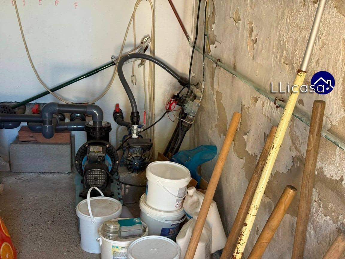 5 soveværelse Villa til salg i Lliria med swimmingpool - € 239.900 (Ref: 9130368)