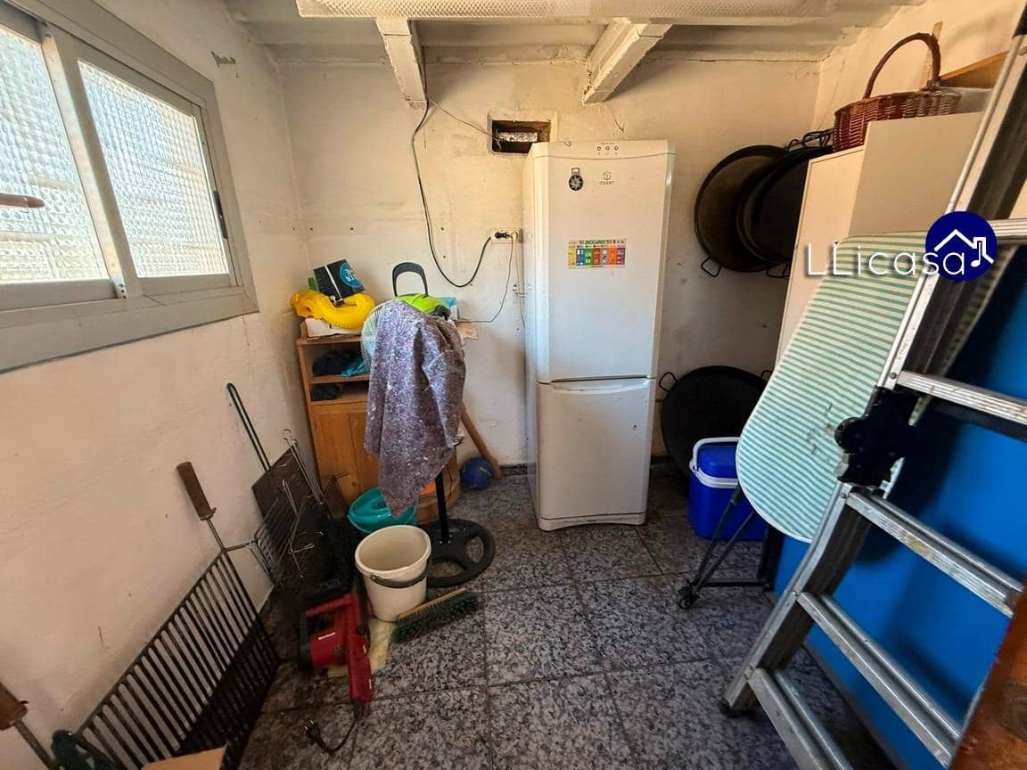 5 soveværelse Villa til salg i Lliria med swimmingpool - € 239.900 (Ref: 9130368)