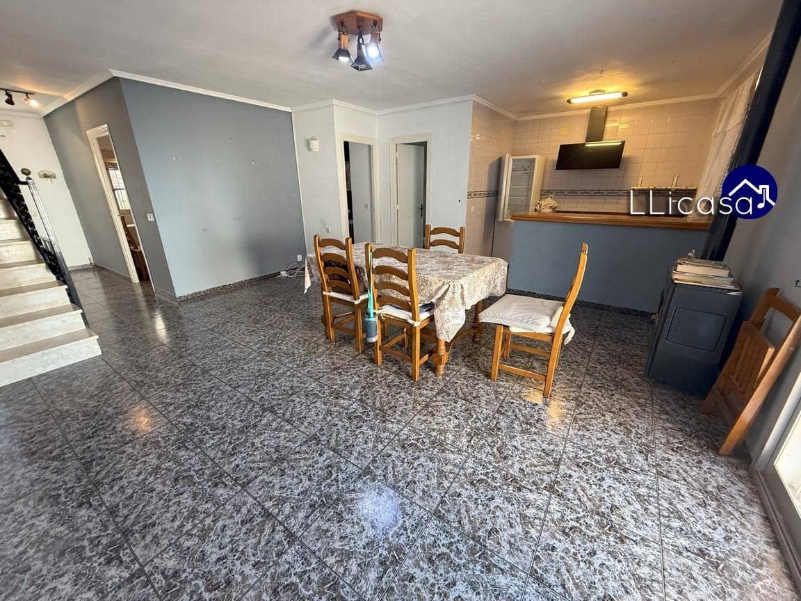 4 soveværelse Byhus til salg i Chulilla - € 152.000 (Ref: 9165908)
