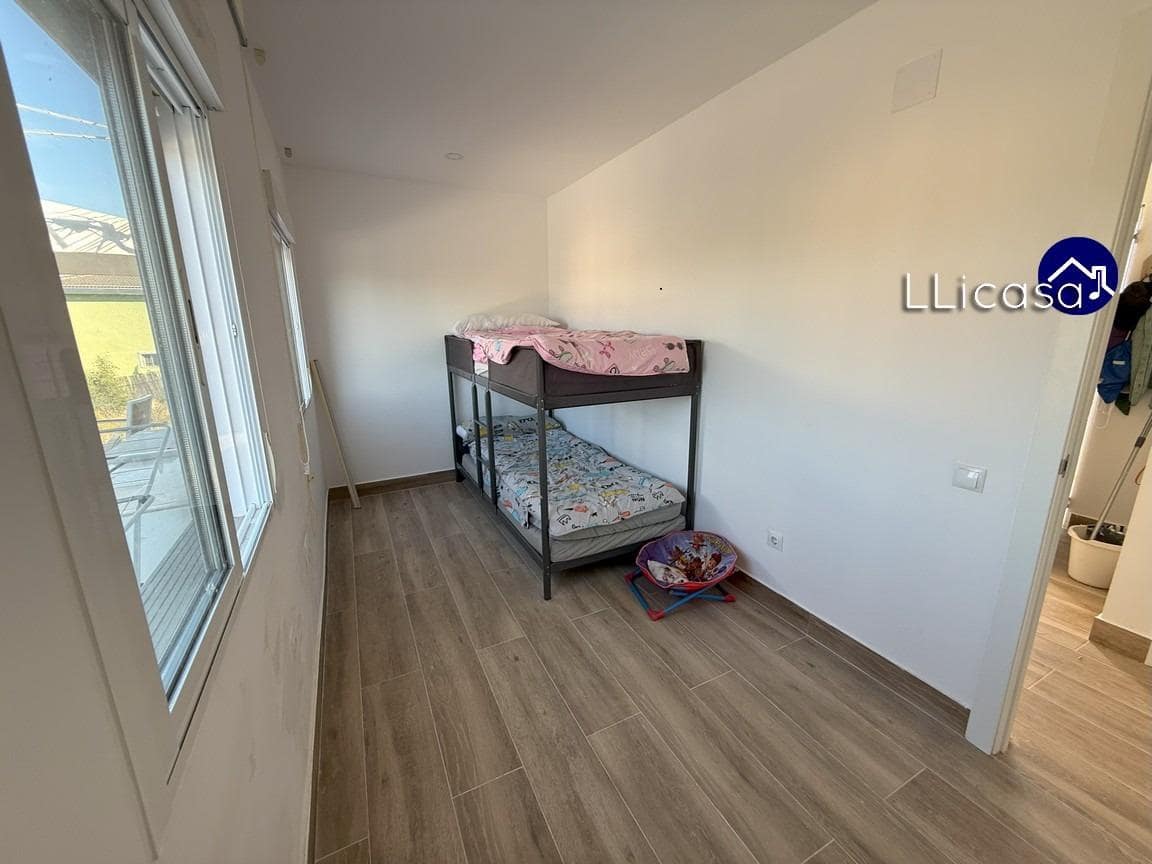 2 soverom Villa til salgs i Turis med svømmebasseng - € 170 500 (Ref: 9209194)