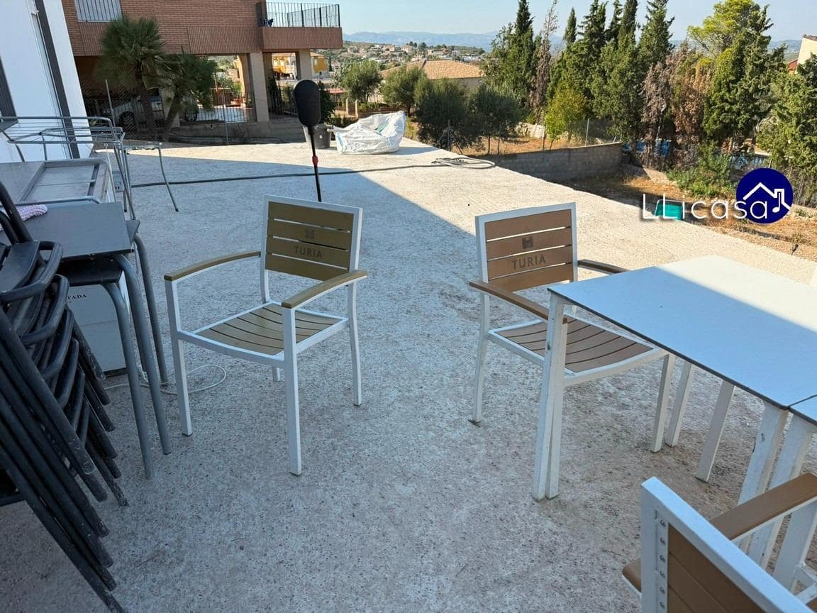 2 soverom Villa til salgs i Turis med svømmebasseng - € 170 500 (Ref: 9209194)