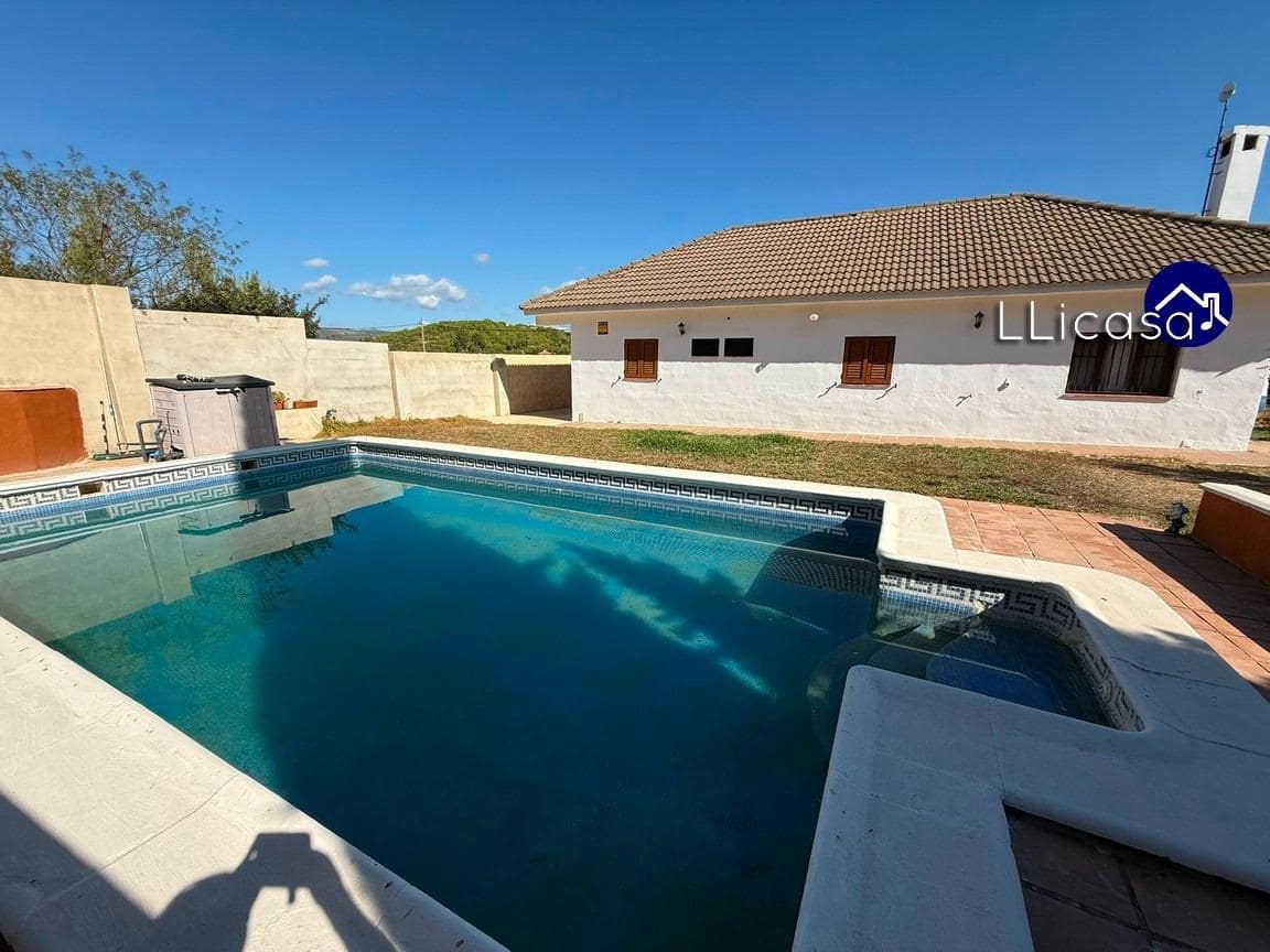 4 slaapkamer Villa te koop in Macastre - € 185.000 (Ref: 9247075)