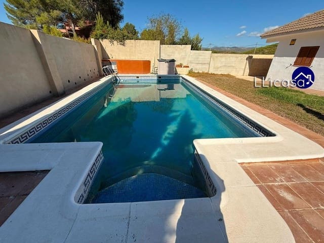 4 bedroom Villa for sale in Macastre - € 185,000 (Ref: 9247075)