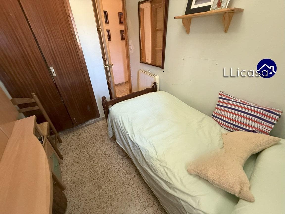 4 slaapkamer Villa te koop in Macastre - € 185.000 (Ref: 9247075)