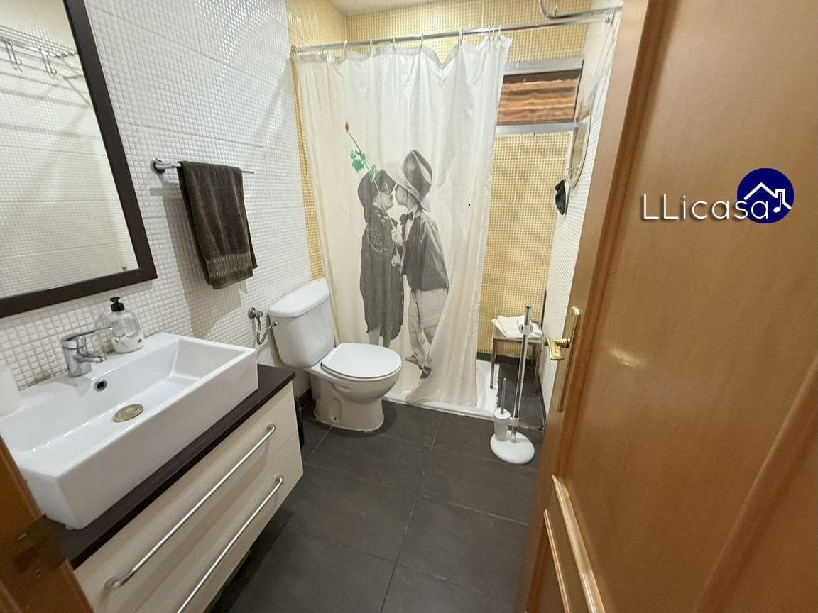 4 slaapkamer Villa te koop in Macastre - € 185.000 (Ref: 9247075)