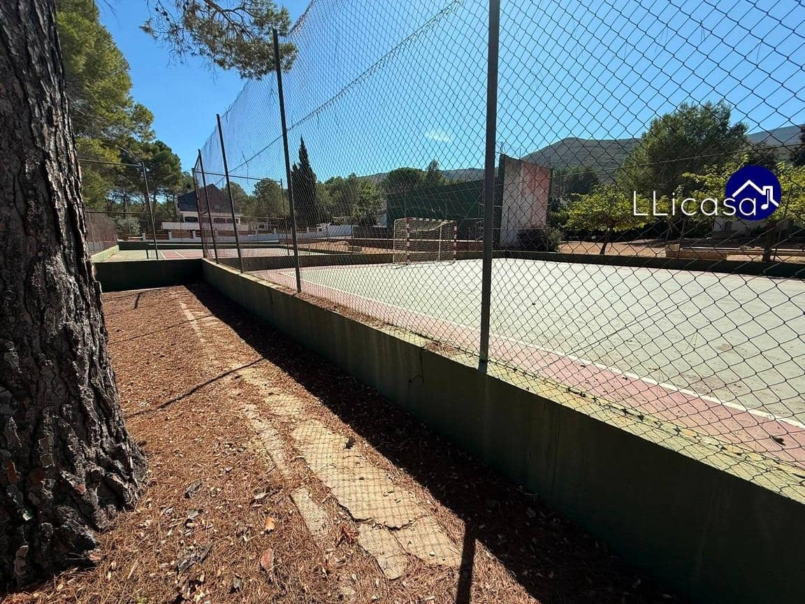 4 slaapkamer Villa te koop in Macastre - € 185.000 (Ref: 9247075)