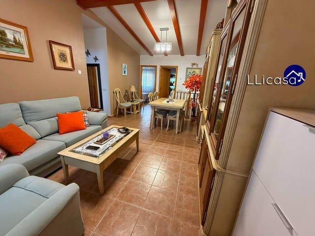 3 bedroom Semi-detached Villa for sale in La Pobla de Vallbona with pool - € 385,000 (Ref: 9303701)