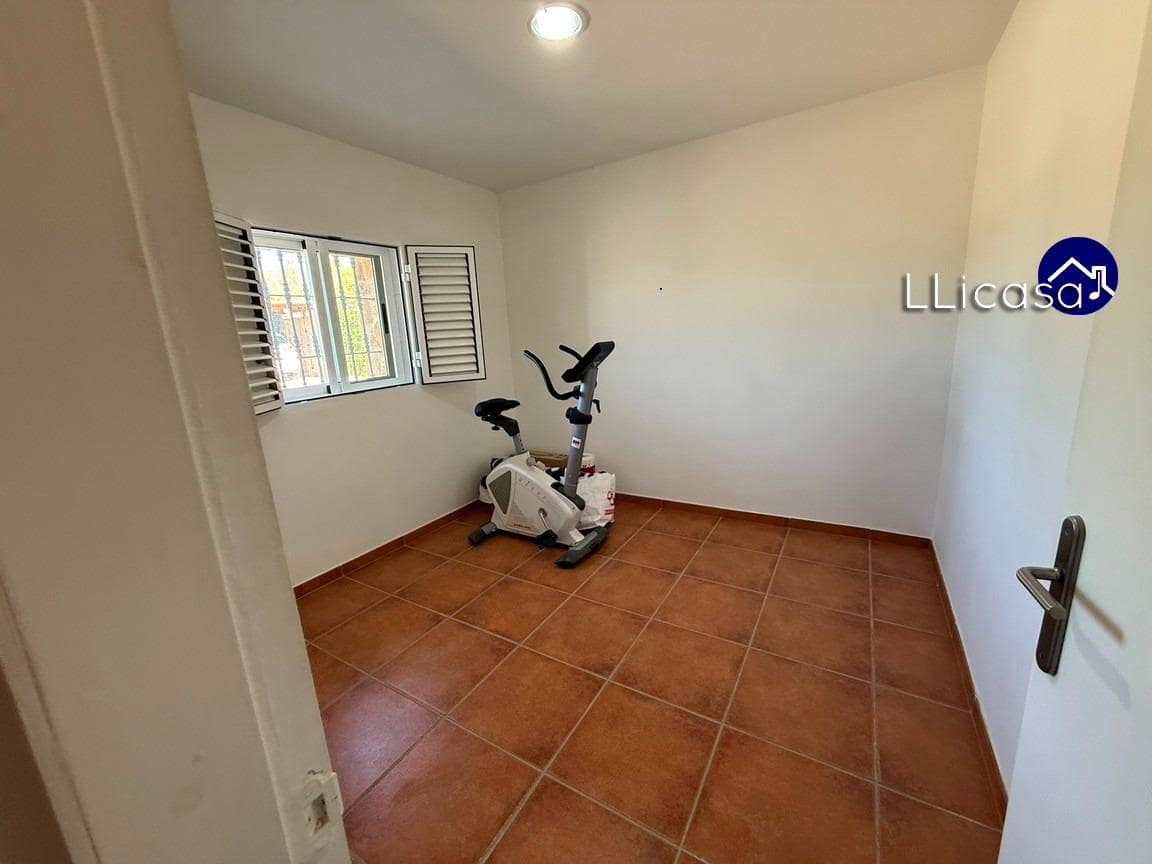 3 soveværelse Villa til salg i Lliria med swimmingpool - € 198.990 (Ref: 9305125)