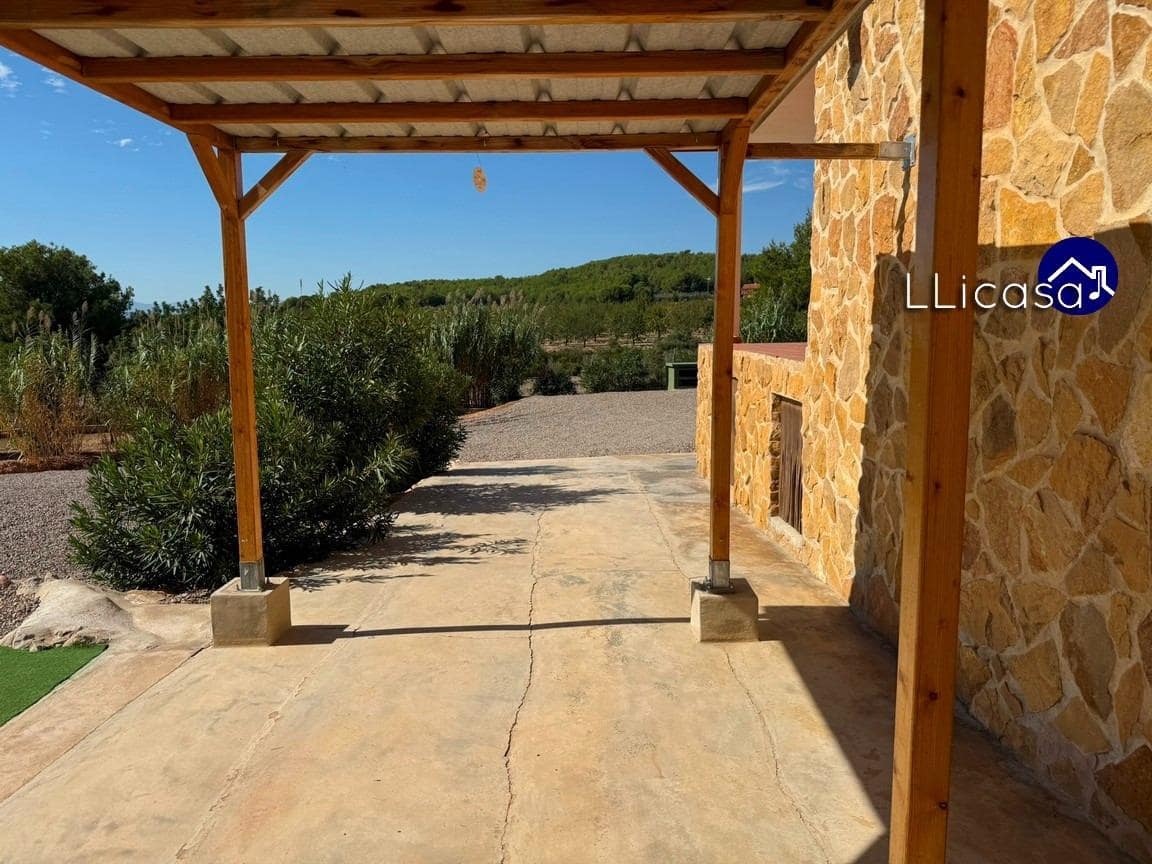 3 soveværelse Villa til salg i Lliria med swimmingpool - € 198.990 (Ref: 9305125)