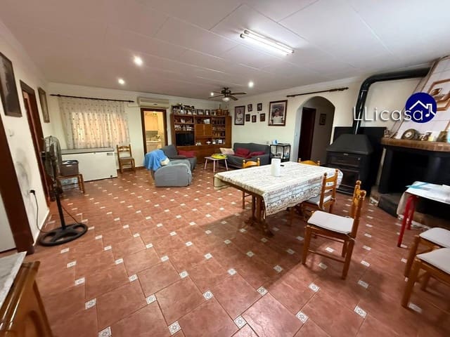 5 bedroom Villa for sale in Vilamarxant / Villamarchante with pool - € 259,900 (Ref: 9324292)