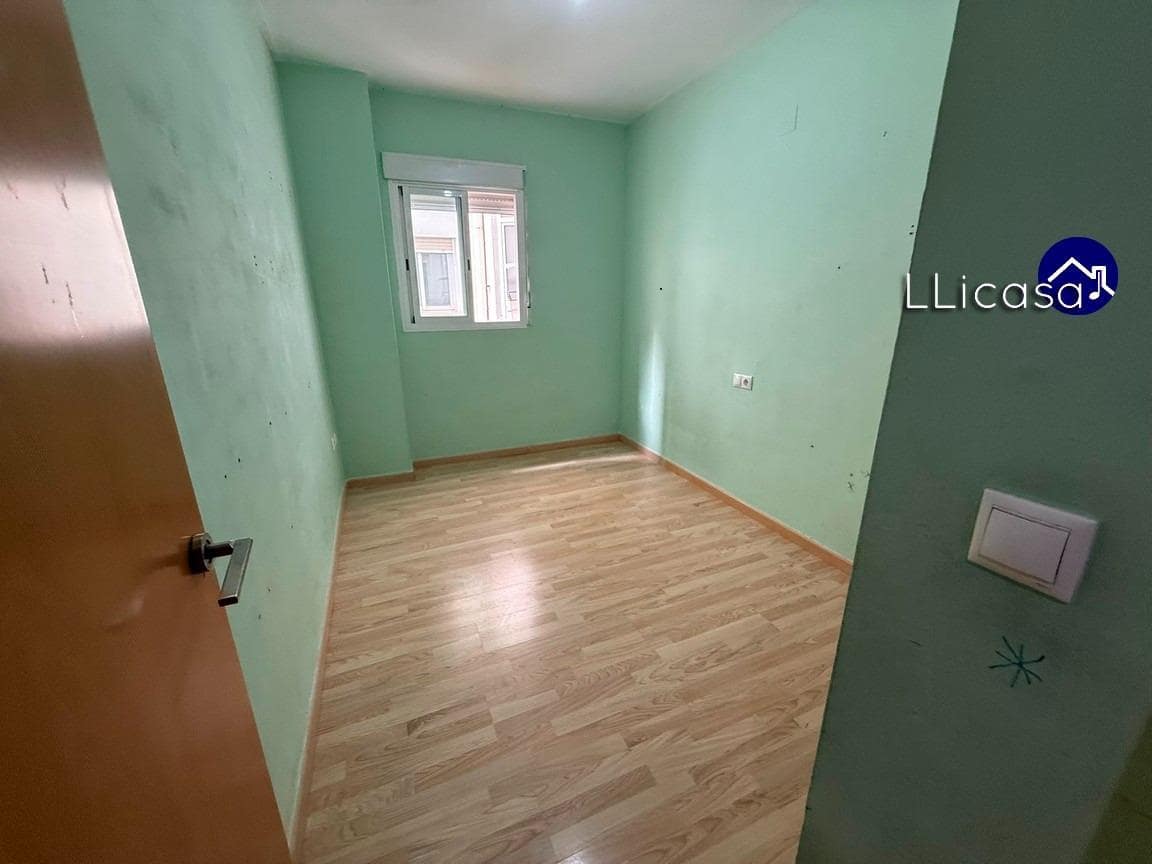 3 soverom Leilighet til salgs i La Pobla de Vallbona med garasje - € 239 990 (Ref: 9383084)