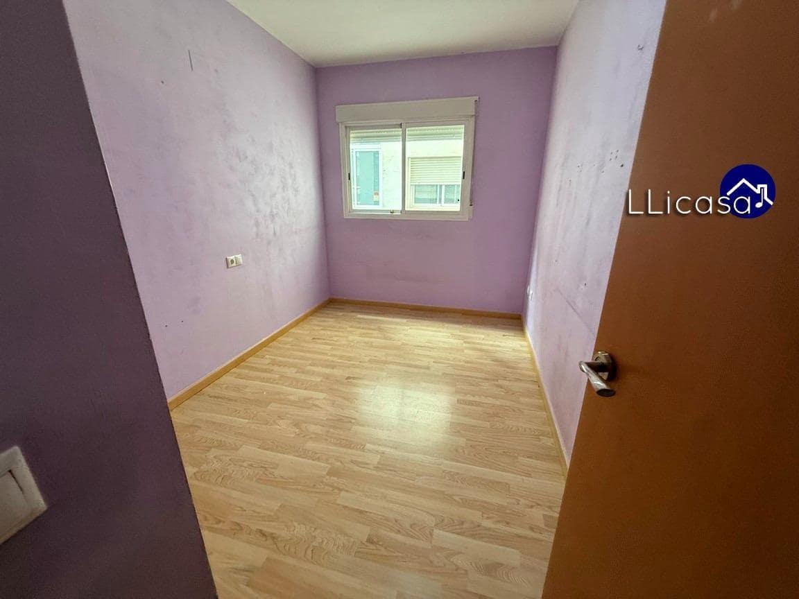 3 soverom Leilighet til salgs i La Pobla de Vallbona med garasje - € 239 990 (Ref: 9383084)