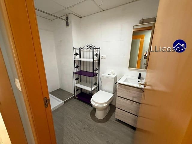 3 slaapkamer Flat te koop in La Pobla de Vallbona met garage - € 239.990 (Ref: 9383084)