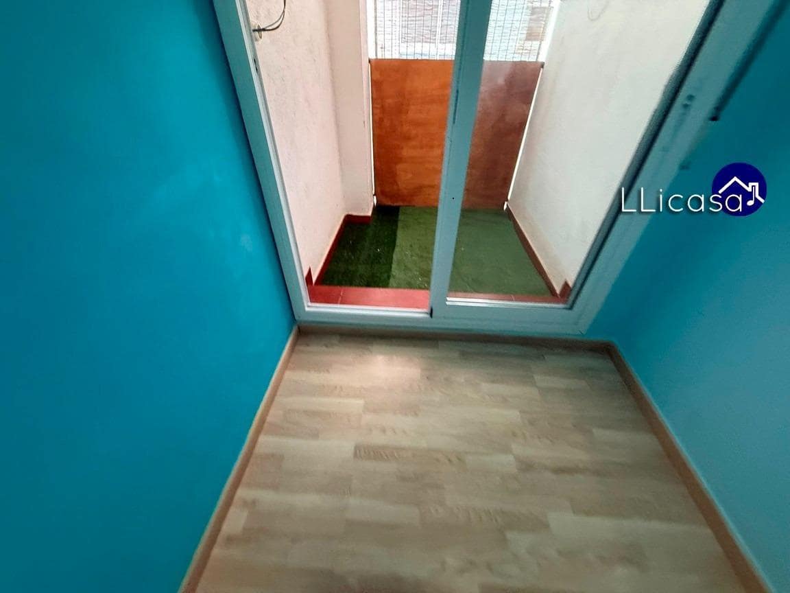 3 soverom Leilighet til salgs i La Pobla de Vallbona med garasje - € 239 990 (Ref: 9383084)