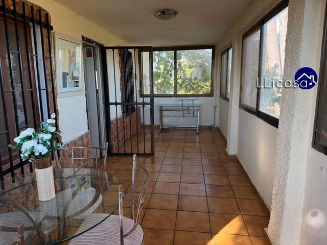 5 bedroom Villa for sale in Llíria with pool - € 190,000 (Ref: 9406570)