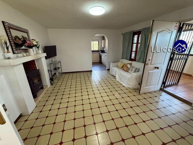 5 bedroom Villa for sale in Llíria with pool - € 190,000 (Ref: 9406570)