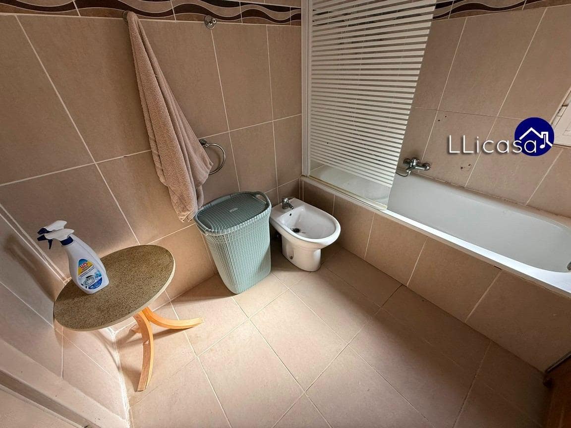 5 soveværelse Villa til salg i Lliria med swimmingpool - € 190.000 (Ref: 9406570)