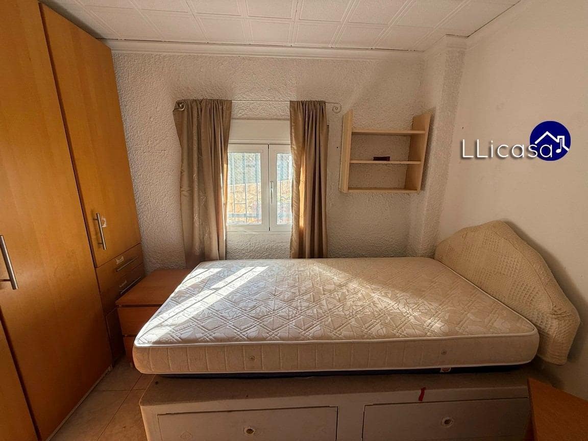 5 soveværelse Villa til salg i Lliria med swimmingpool - € 190.000 (Ref: 9406570)