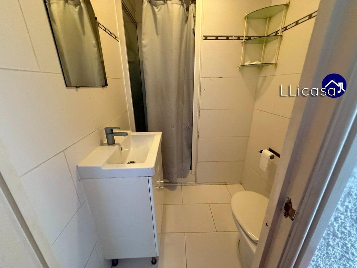 5 soveværelse Villa til salg i Lliria med swimmingpool - € 190.000 (Ref: 9406570)