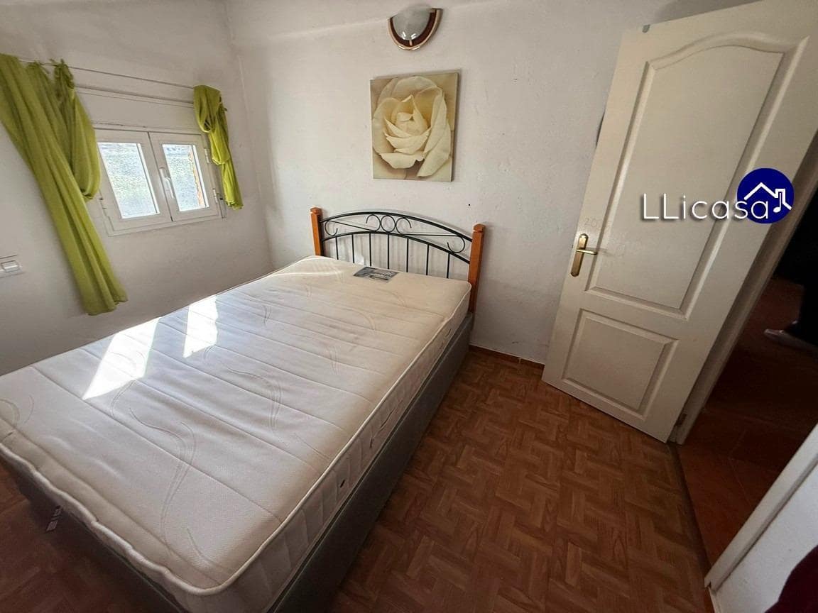 5 soveværelse Villa til salg i Lliria med swimmingpool - € 190.000 (Ref: 9406570)