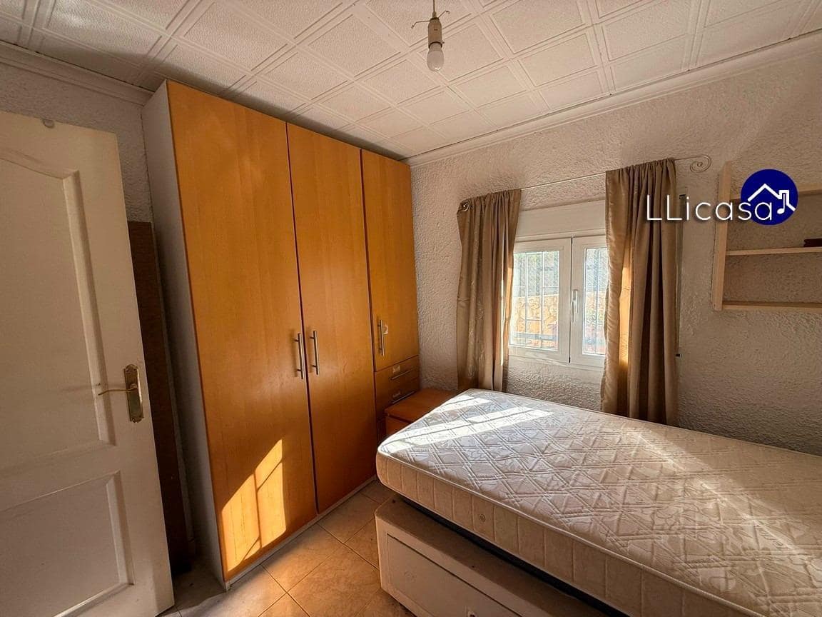 5 soveværelse Villa til salg i Lliria med swimmingpool - € 190.000 (Ref: 9406570)