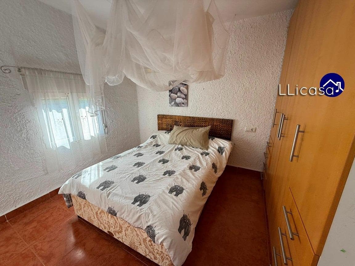 5 soveværelse Villa til salg i Lliria med swimmingpool - € 190.000 (Ref: 9406570)