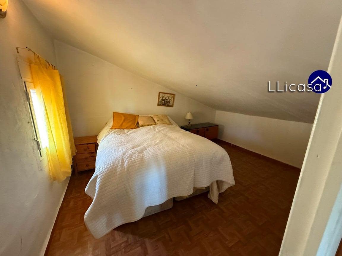 5 soveværelse Villa til salg i Lliria med swimmingpool - € 190.000 (Ref: 9406570)