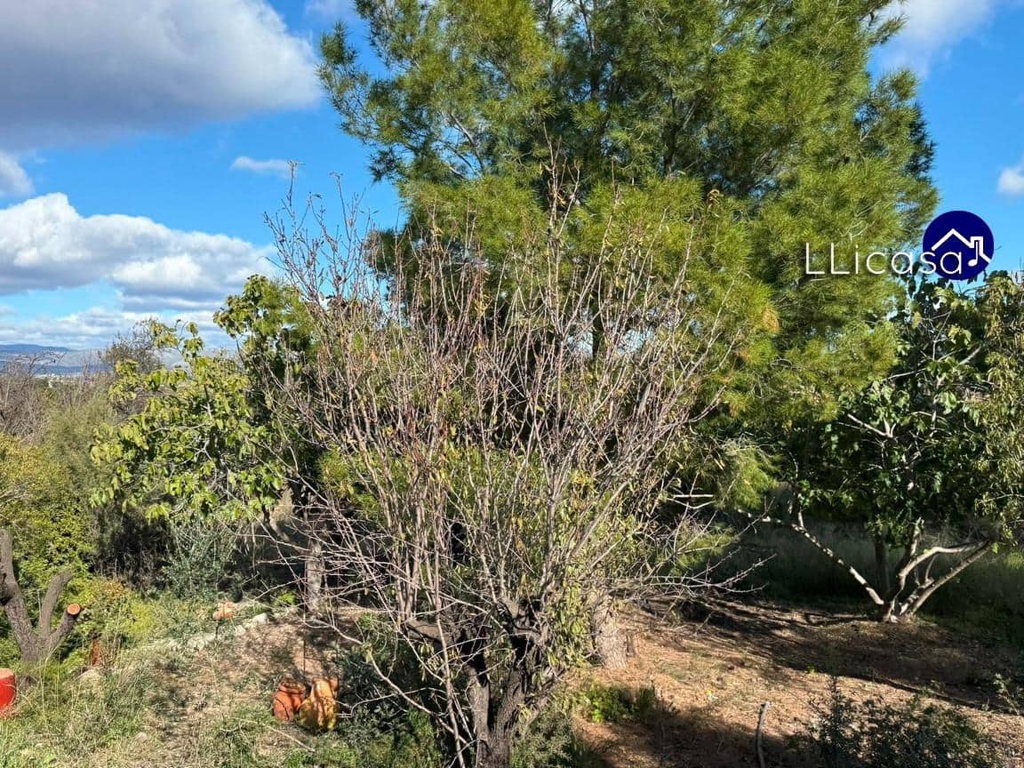 5 soveværelse Villa til salg i Lliria med swimmingpool - € 190.000 (Ref: 9406570)