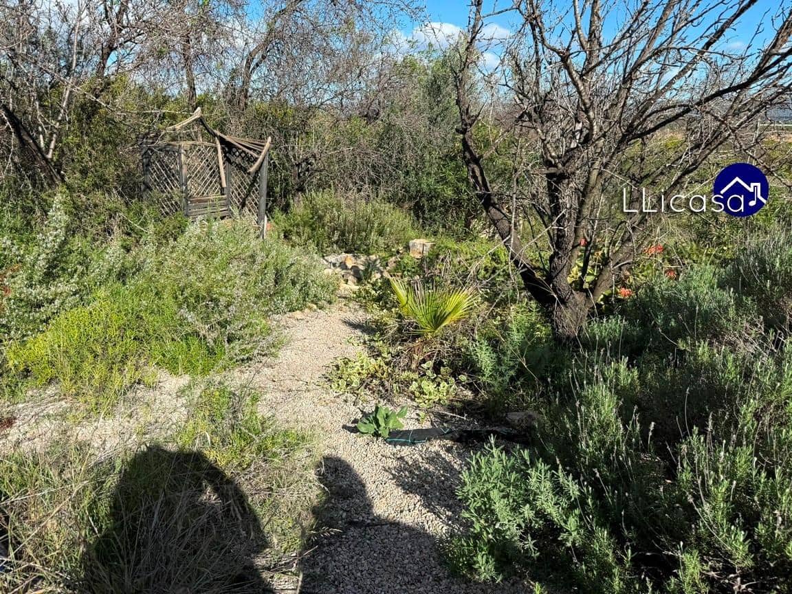 5 soveværelse Villa til salg i Lliria med swimmingpool - € 190.000 (Ref: 9406570)