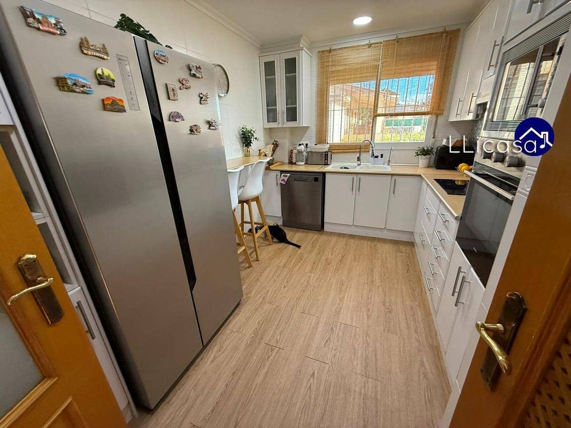 5 sypialnia Willa na sprzedaż w Lliria z garażem - 369 990 € (Ref: 9601204)