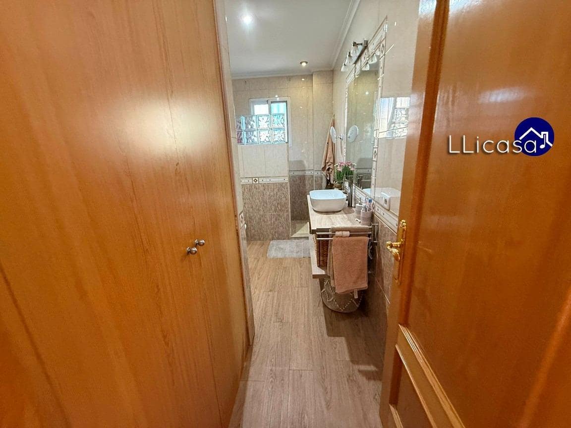 5 sypialnia Willa na sprzedaż w Lliria z garażem - 369 990 € (Ref: 9601204)