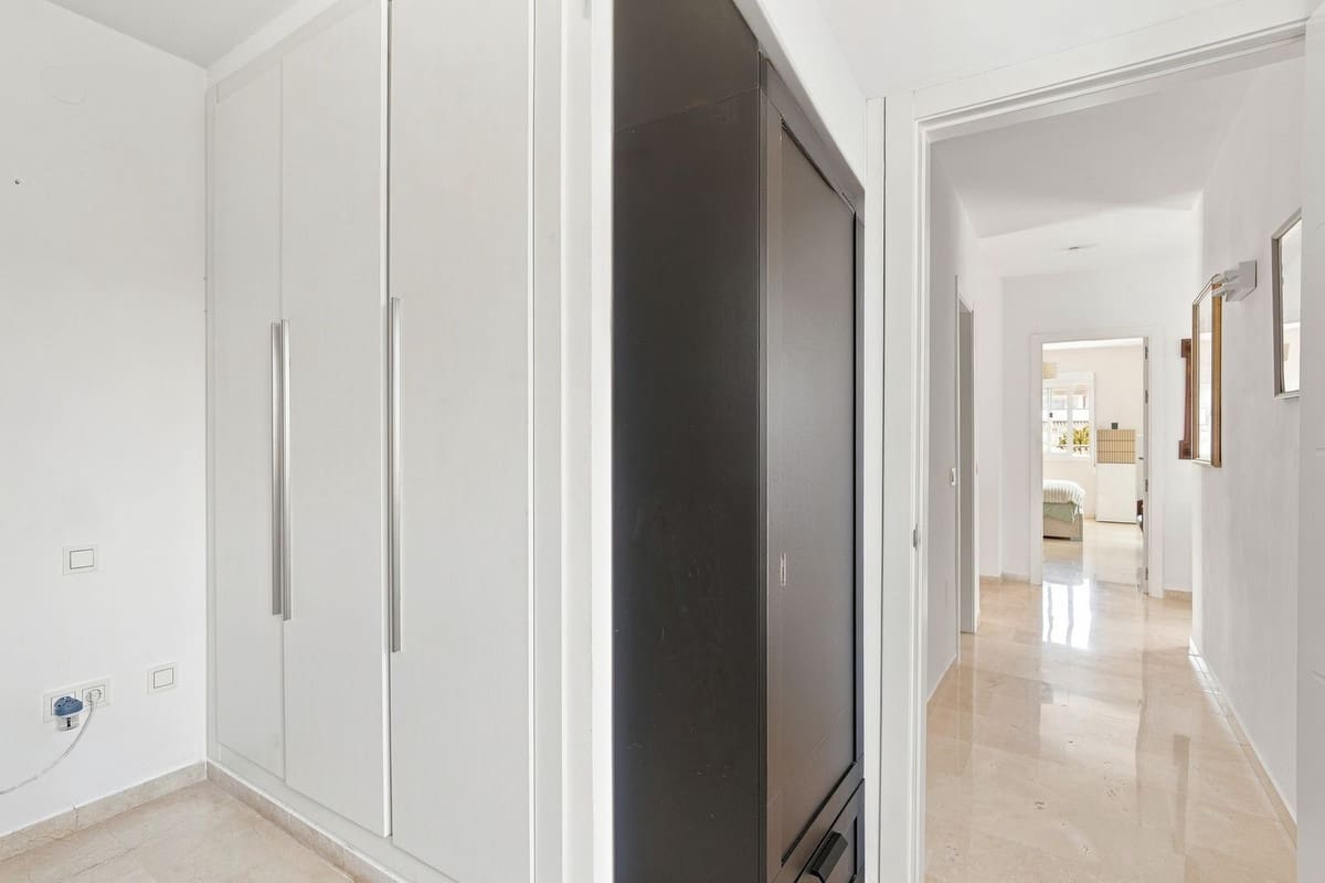 6 slaapkamer Villa te koop in Mijas Costa met zwembad garage - € 1.095.000 (Ref: 10000611)