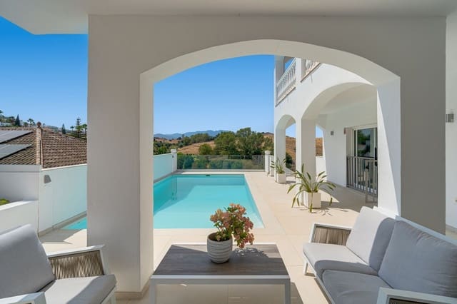 6 slaapkamer Villa te koop in Mijas Costa, Mijas met zwembad garage - € 1.095.000 (Ref: 10000611)