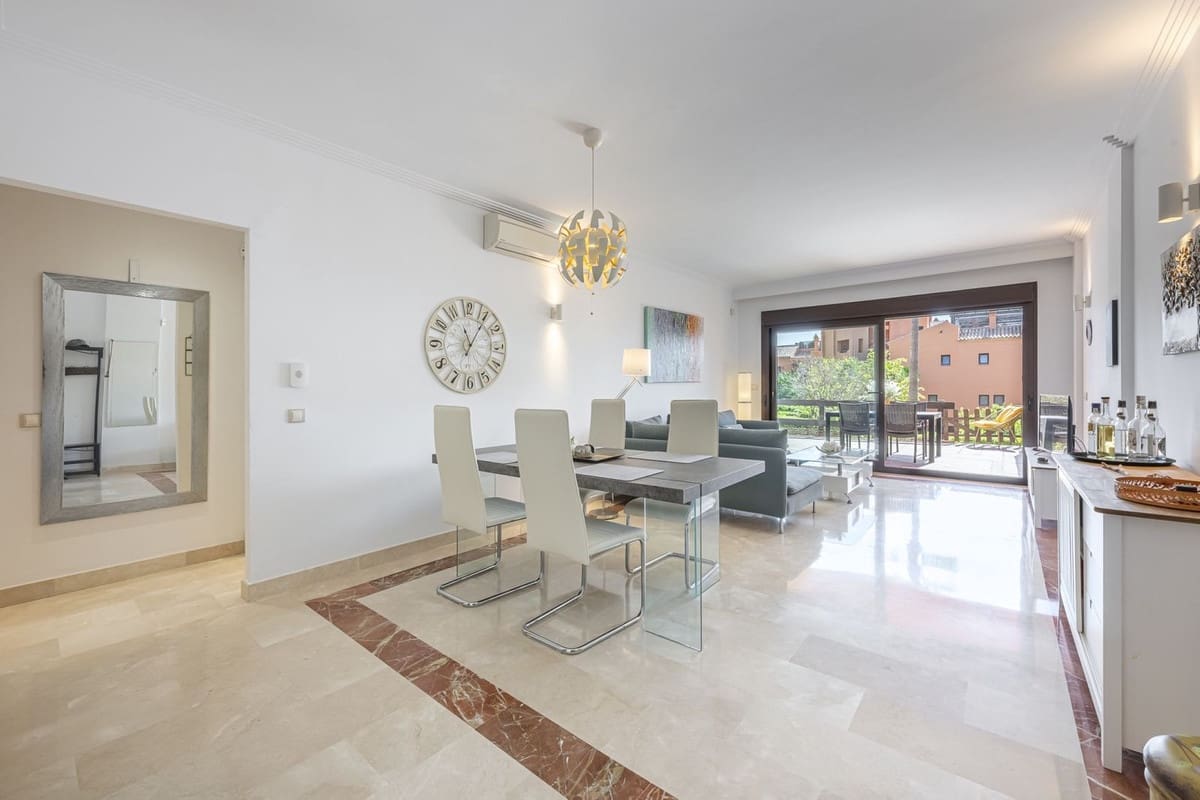 2 slaapkamer Appartement te koop in Buenas Noches met zwembad garage - € 359.000 (Ref: 10008045)