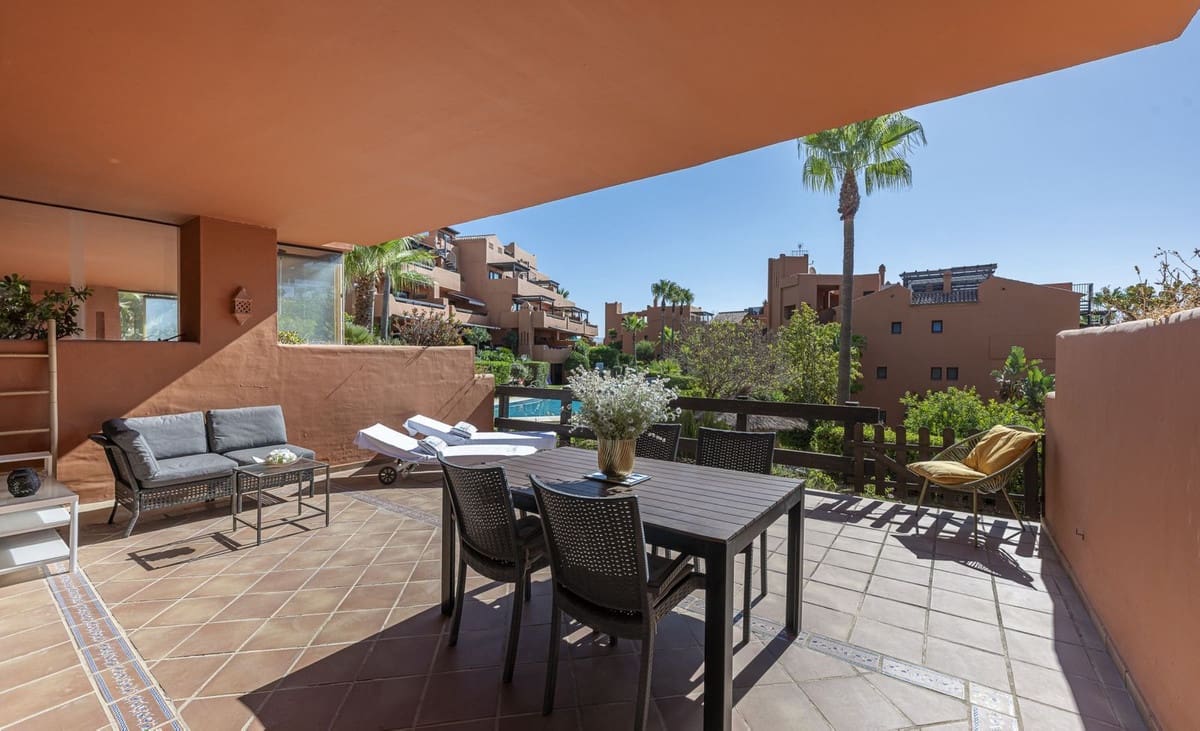 2 slaapkamer Appartement te koop in Buenas Noches met zwembad garage - € 359.000 (Ref: 10008045)